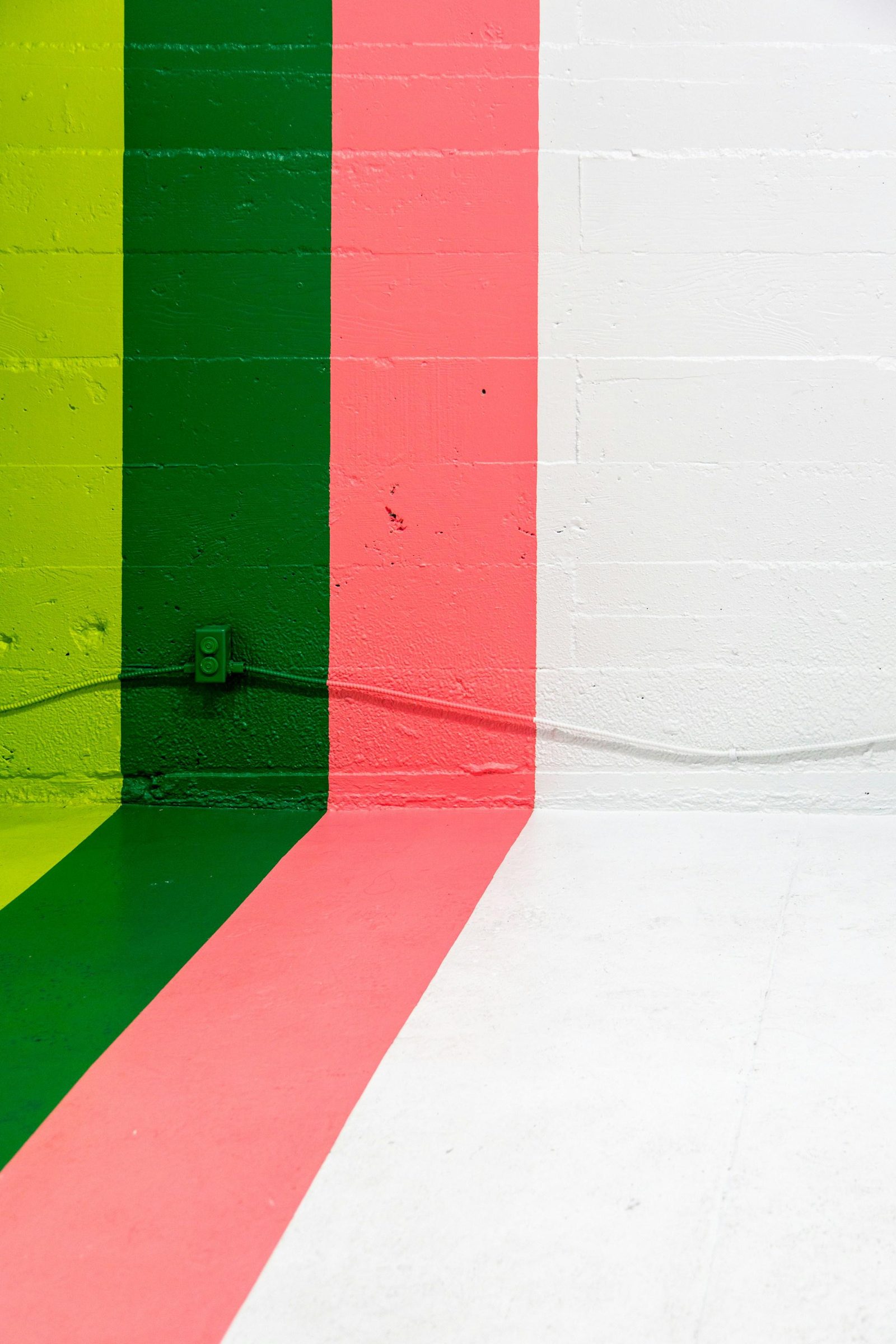 Blistering Paint: Causes, Problems, and Solutions to Know