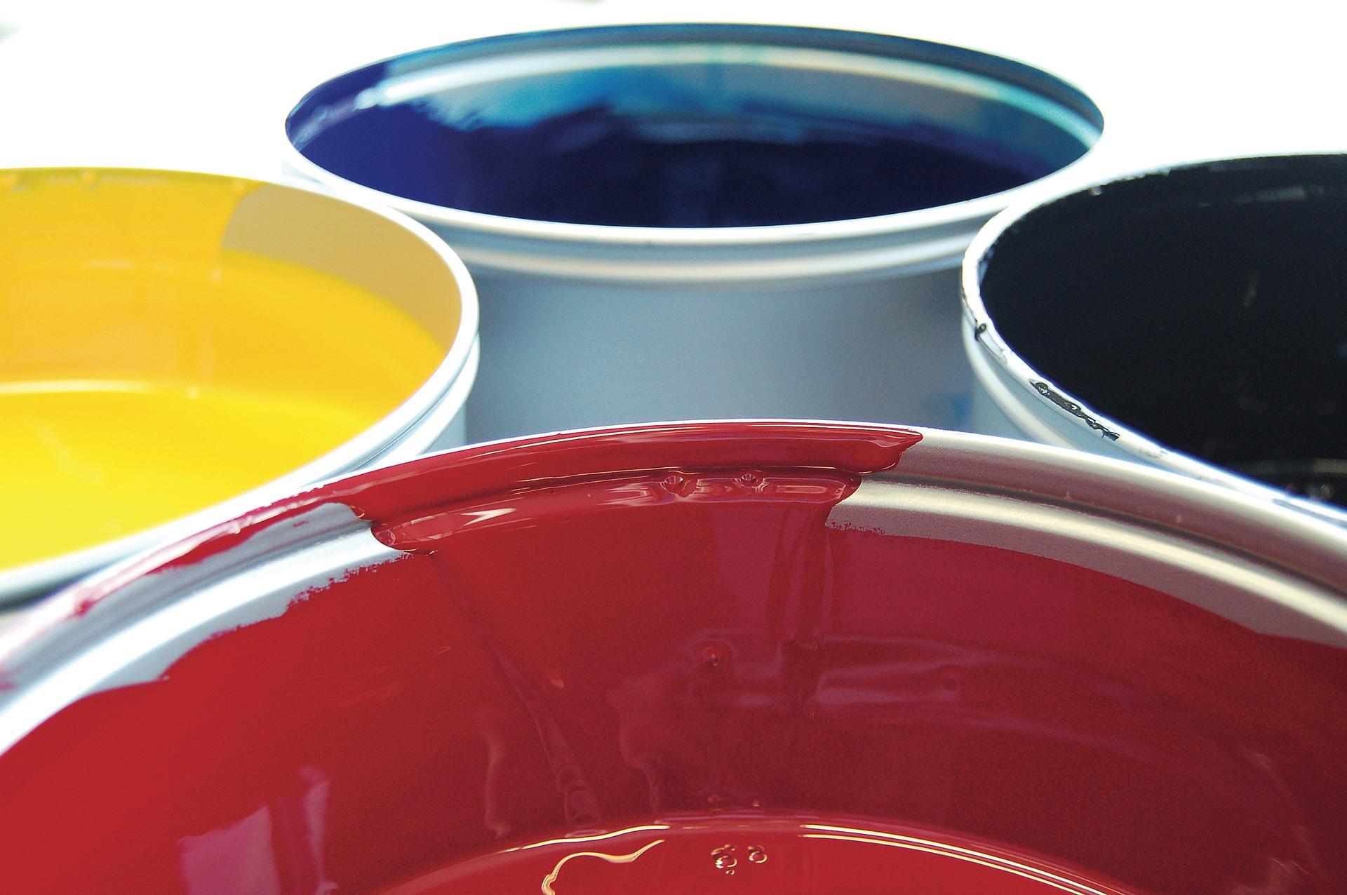 What's the purpose of using enamel paint in Florida?