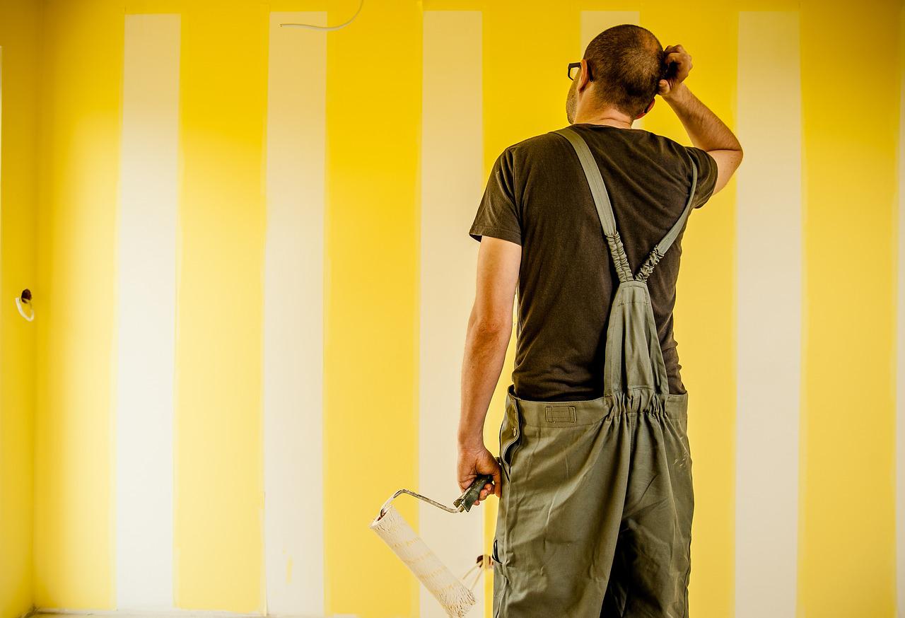 When Should You Use Enamel Paints Versus Latex Paints?